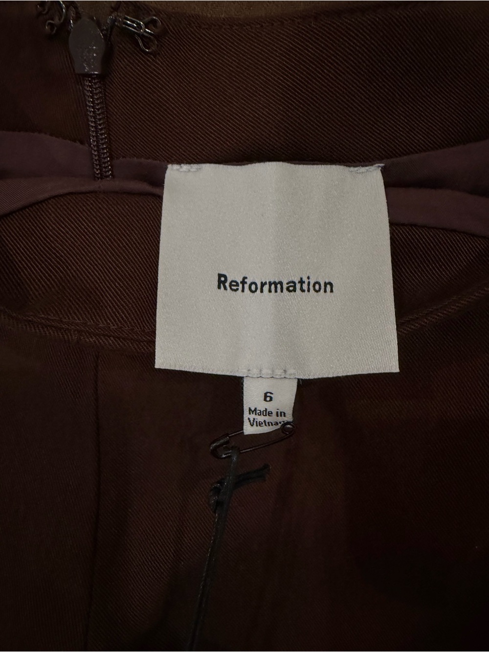 Reformation June Low Rise Short - Picture 6 of 6